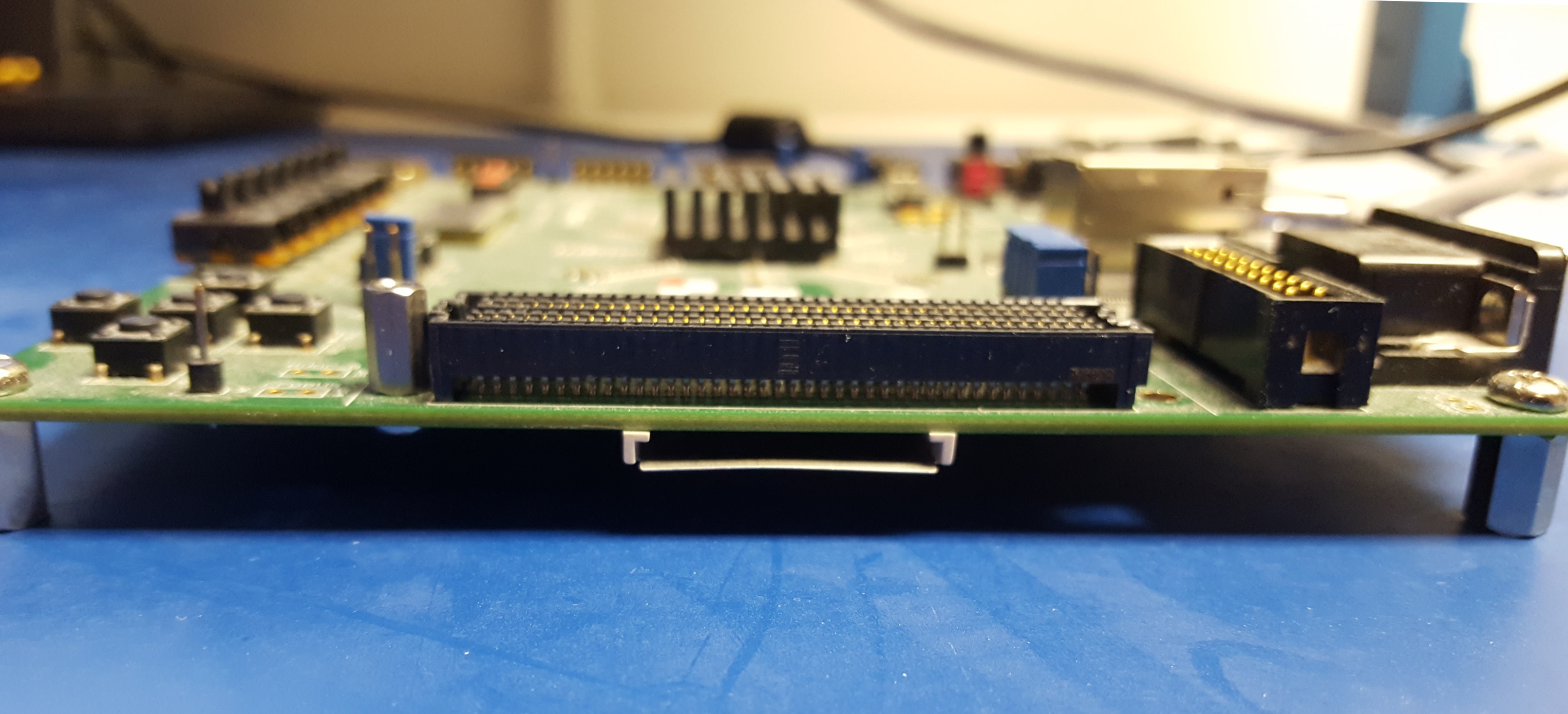 ZedBoard FMC Slot and SD Card Slot